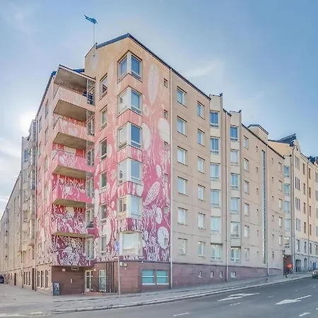 Apartment Modern One-bedroom With Glazed Sun Balcony, 350m Metro